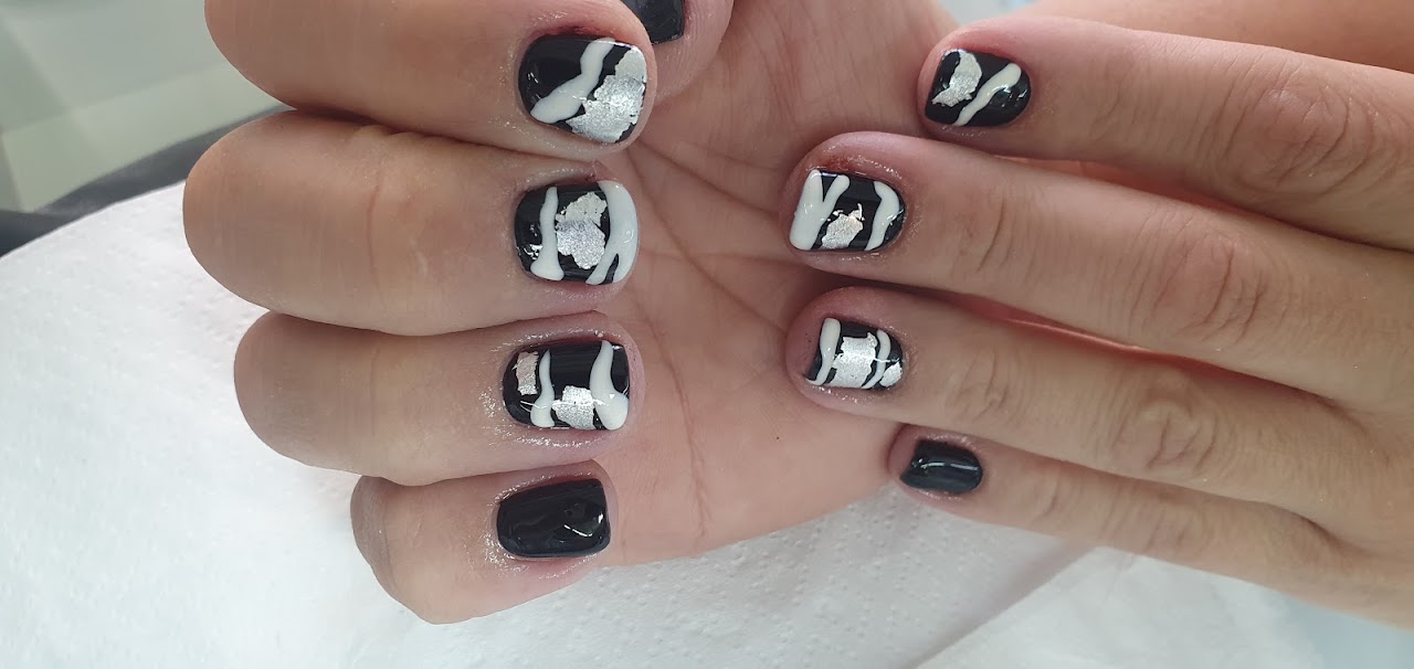 Trabajo de nail art realizado en Sofía Spa